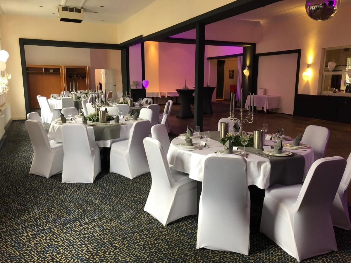 Hotel Ruhrpottfriends Эссен Экстерьер фото